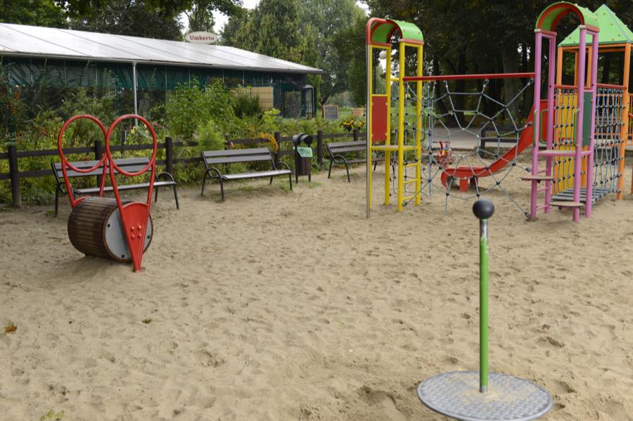 Strona główna Plac zabaw obok Umberto
